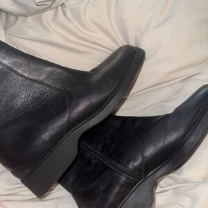 Easy Spirit Women's Black Ankle Boots